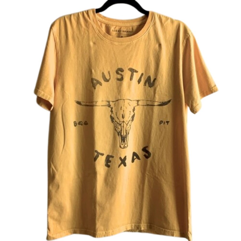 Lucky Brand Men's Short Sleeve Crew Neck Texas Skull Tee. Color yellow Size M.
